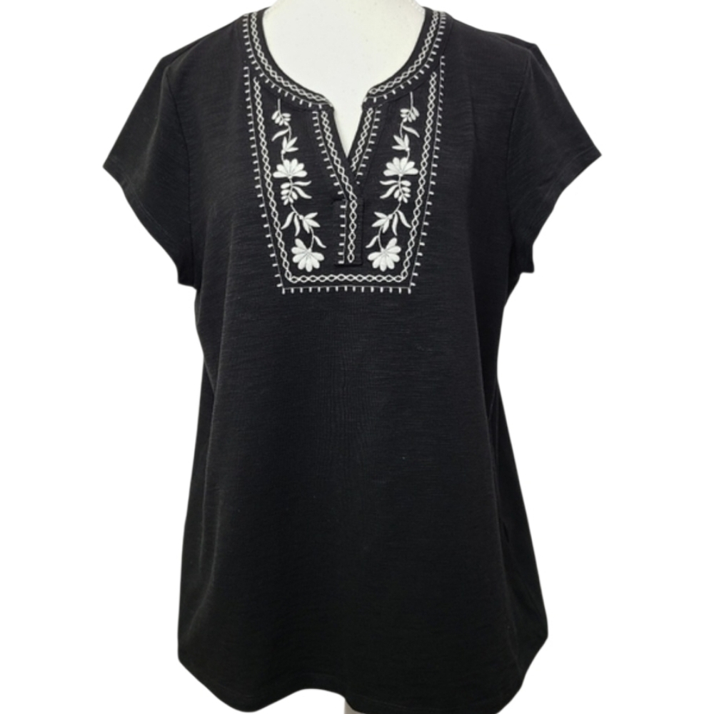Talbots Black Embroidered V-Neck Blouse Women’s Size L Cap Sleeve Boho Top